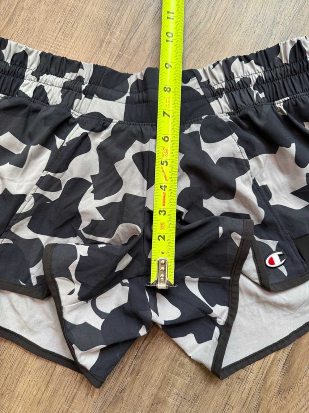Champion Women's Black & White Camo Running Shorts - Brand New - Size Small - Picture 4 of 12